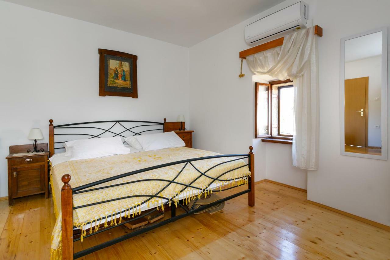 Apartment Ane Kras ภายนอก รูปภาพ